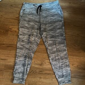 Lululemon ready to rulu jogger